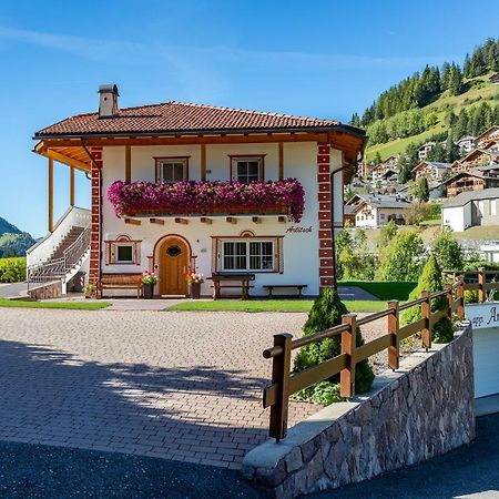 Apartament Artitsch Santa Cristina Val Gardena Zewnętrze zdjęcie